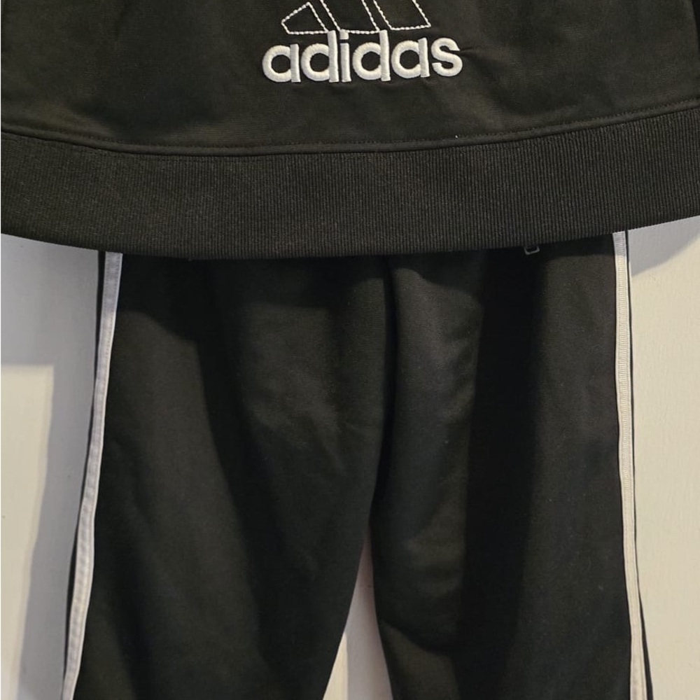 Adidas Black and White Athletic Tracksuit - Picture 15 of 16